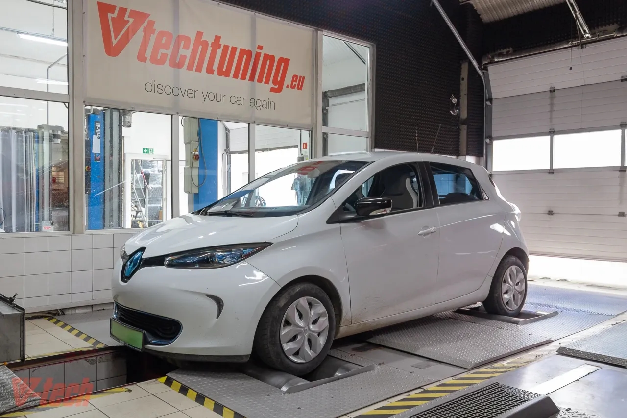 Chip tuning ile koni: Jak zwiększyć moc silnika bez ryzyka?