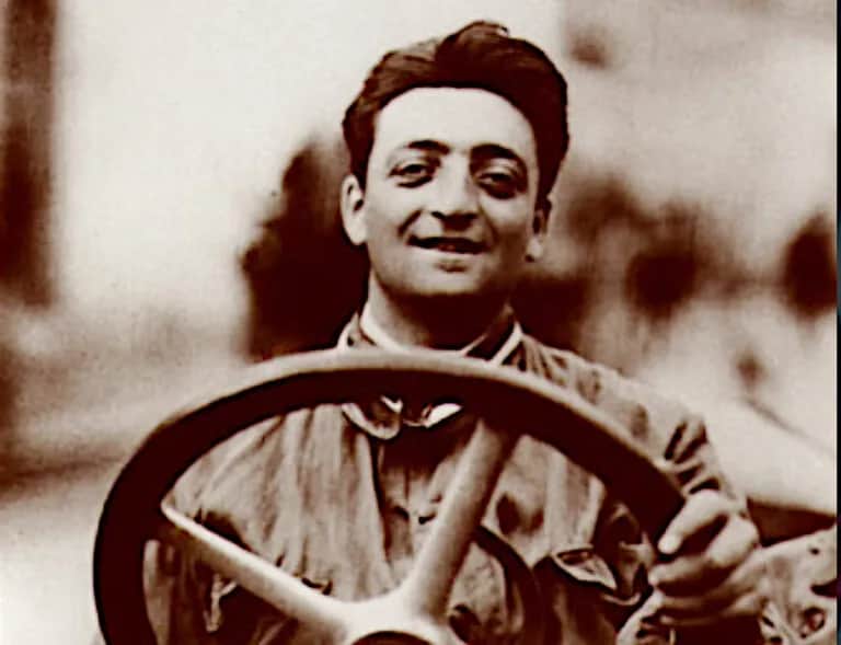 Kim był Ferrari? Poznaj fascynującą historię Enzo i Amadeusza